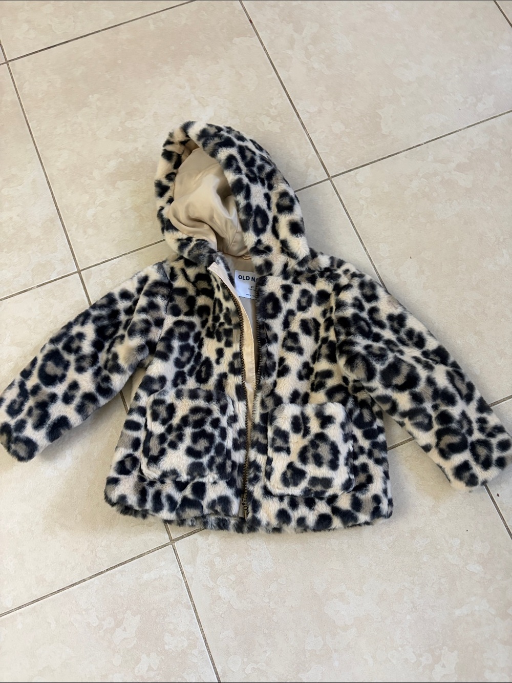 Old Navy Girls Leopard-Print Faux Fur Hooded Coat - Black & Cream